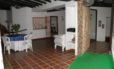 casa en venta en caobos. Cod V12062