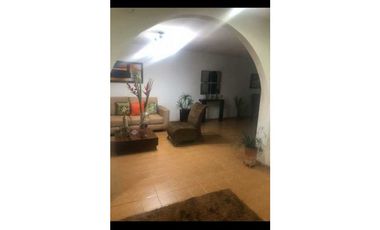 VENTA DE CASA EN CONJUNTO CERRADO EN LA CASTELLANA