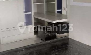 Disewakan Apartemen Full Furnished Puncak Bukit Golf Surabaya