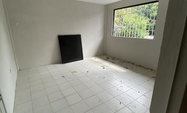 Venta de Casa de 2 niveles y 3 recámaras en Prol. Miguel Hidalgo, Col. Benito Juárez Norte, Coatzacoalcos, Ver.