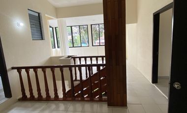 Venta de Casa de 2 niveles y 3 recámaras en Prol. Miguel Hidalgo, Col. Benito Juárez Norte, Coatzacoalcos, Ver.