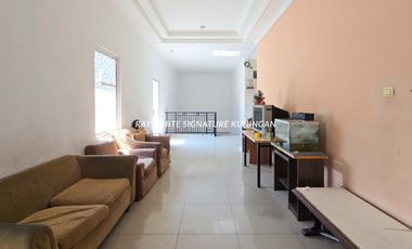 Rumah Kost 3 Lantai di Lokasi Strategis Cempaka Putih