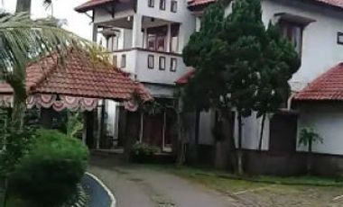 Dijual Rumah Mewah BU Nego Raya Parelegi Lawang Malang