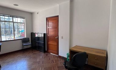 casa en arriendo/venta en teusaquillo. Cod A9102726