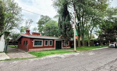 Casa en venta   con amplio Jardín en Moratilla, Puebla