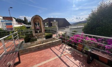 VENTA DE APARTAMENTO EN  BUCARAMANGA BARRIO DIAMANTE II Área 84 Metros. Cod V21870