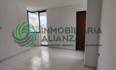 apartamento en arriendo en la floresta. Cod A17326