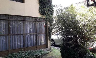 Casa en Arriendo en Casa HABITACIONAL con POTENCIAL COMERCIAL para REMODELAR