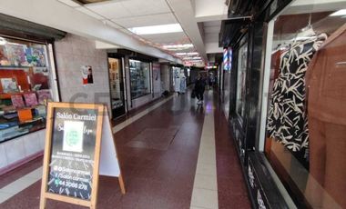 GRAN  GALERIA DE LOCALES COMERCIALES PLENO CENTRO CORONEL