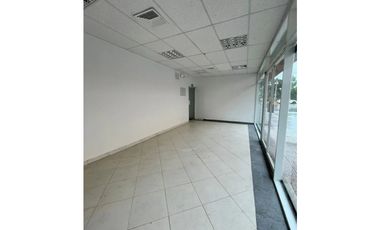 Se Alquila Local con Oficinas 280 Mts Juan Diaz $3.300.00