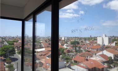 Depto. 2 amb a estrenar en Chauvin. Piso alto