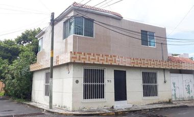 Casa en venta EN ESQUINA en Col. Río Jamapa. BOCA DEL RÍO, VERACRUZ