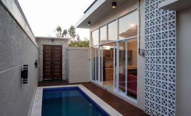 VILLA PRIVATE POOL 2 KAMAR DEKAT JALAN UTAMA DI JIMBARAN
