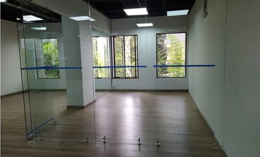LOCAL EN ARRIENDO UBICADO EN MILLA DE ORO