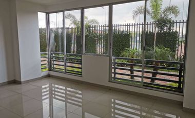 Departamento de venta en La Romareda, planta baja, ave Narcisa de Jesús.