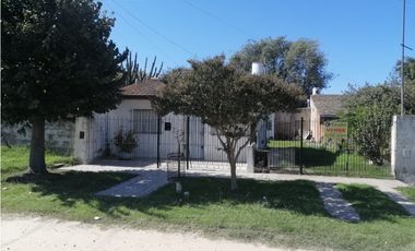 venta 2 casas  en block barrio jorge newbery