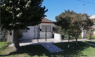 venta 2 casas  en block barrio jorge newbery