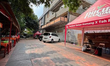 Dijual gedung di Kemang