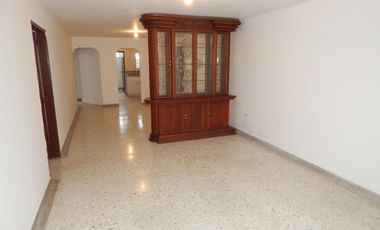 edificio en venta en el golf. Cod V86052