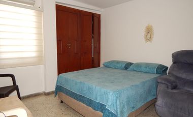 edificio en venta en el golf. Cod V86052