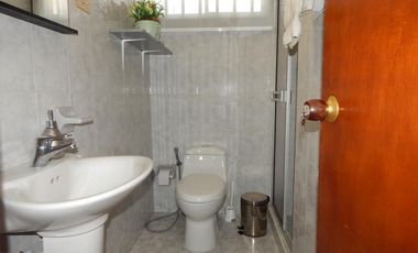 edificio en venta en el golf. Cod V86052