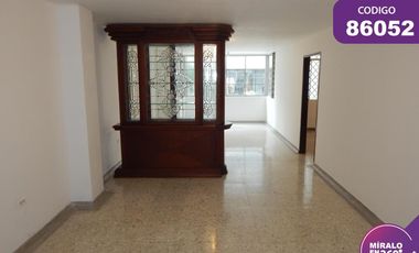 edificio en venta en el golf. Cod V86052