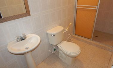 edificio en venta en el golf. Cod V86052