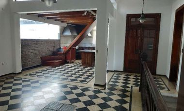 Casa PH en venta en Quilmes Este