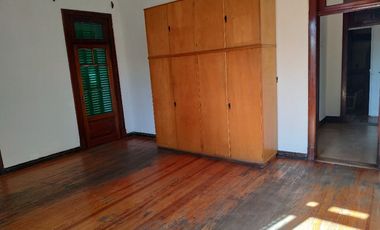 Casa PH en venta en Quilmes Este