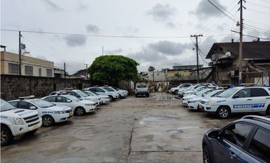 GUAYAQUIL, AV CARLOS JULIO AROSEMENA SE VENDE PROPIEDAD COMERCIAL