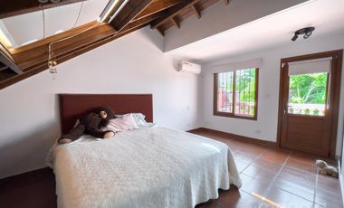 Impecable Casa En Venta En Santa Rita, San Isidro