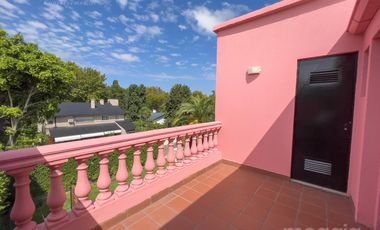 Impecable Casa En Venta En Santa Rita, San Isidro