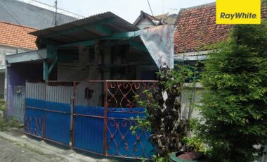 Dijual Rumah SHM di Jl Donokerto, Surabaya