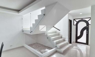 VENTA DE HERMOSA CASA EN SAN FRANCISCO