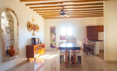Casa en Venta amueblada en el pueblo mágico de Valladolid, Yucatán