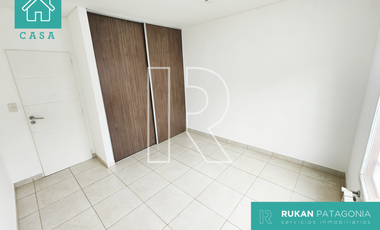 #AlquilerRUKAN | Casa 3 Habitaciones | Barrio VISTA HERMOSA | Calle MILSTEIN | Caleta Olivia.-