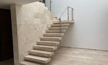 PENTHOUSE DE LUJO EN RENTA LOMAS IV SECCION
