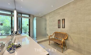 Departamento en venta de 4 dorm. en Las Condes