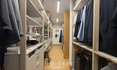 Departamento en venta de 4 dorm. en Las Condes