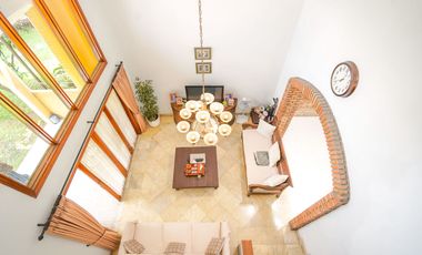 Rumah 5 Kamar Tidur Hadap Timur 9 menit ke Gerbang Tol Brigif J-44036