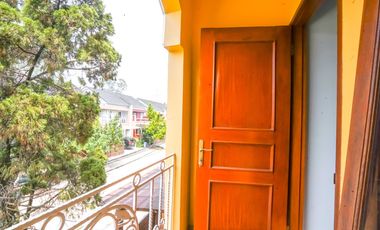 Rumah 5 Kamar Tidur Hadap Timur 9 menit ke Gerbang Tol Brigif J-44036