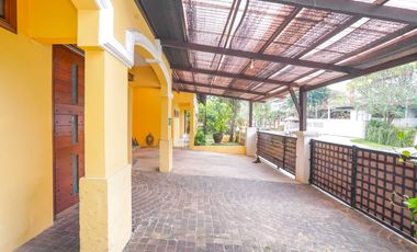 Rumah 5 Kamar Tidur Hadap Timur 9 menit ke Gerbang Tol Brigif J-44036