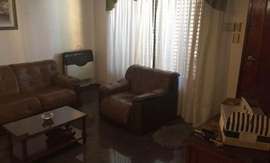 VENTA - LA TABLADA - CASA 3 AMB - COD 829