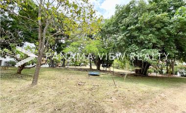 CASA RENOVADA / ALBROOK / VENTA