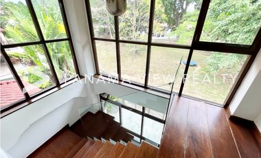 CASA RENOVADA / ALBROOK / VENTA