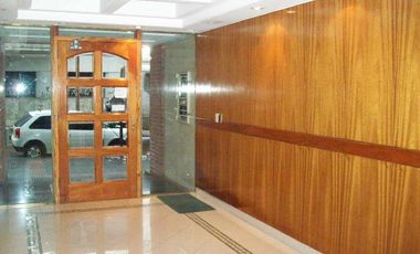 Departamento en Venta de 4 ambientes con 2 cocheras propias.