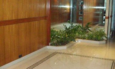 Departamento en Venta de 4 ambientes con 2 cocheras propias.