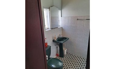SE VENDE CASA COMERCIAL EN BELLA VISTA AM