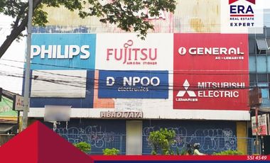 Disewakan Ruko 3 Lantai Letak Strategis