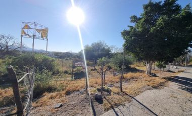 VENTA DE TERRENO DE 2700m2 EN ZONA MUY COMERCIAL EN IZUCAR DE MATAMOROS!!